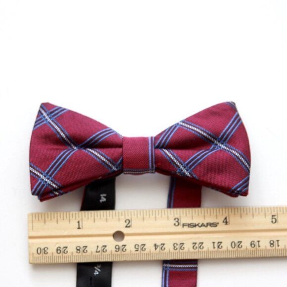 Jos A Bank Red Plaid Pre-Tied Bow Tie NWT - Picture 4 of 4